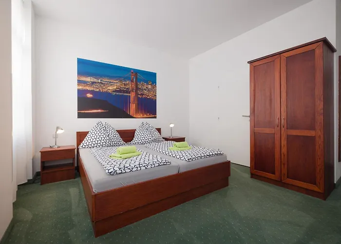 San Francisco Bed and breakfast 3*