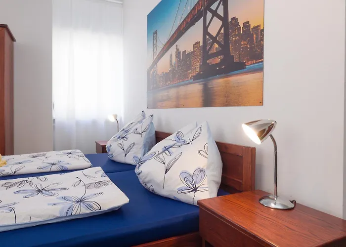 San Francisco Bed and breakfast 3*